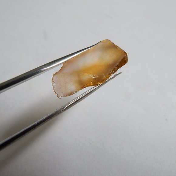 10.8ct imperial topaz bi color eye clean facet grade rough gemstone from brazil - Picture 4 of 9